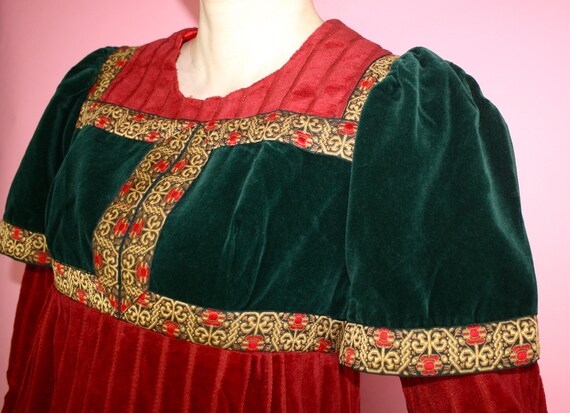 Vintage QUAD 60s 70s Medieval Velvet Maxi Dress UK
