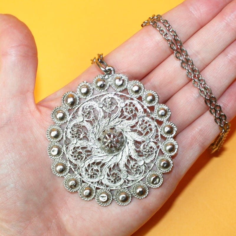 70’s Silver Tone Necklace