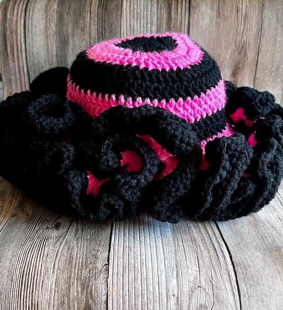 Blooming Ruffle Bucket Hat , Pink and Black , Hair  display picture 3