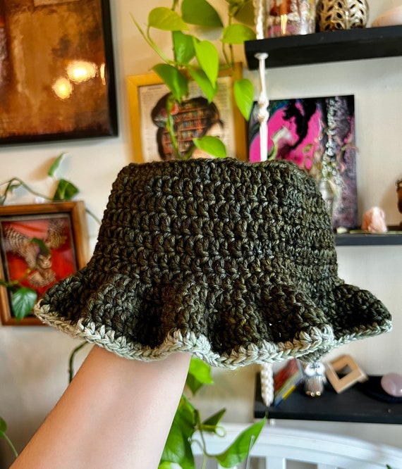 Moss Green Bucket Hat | Wool and Cashmere Blend | Adult  display picture 2