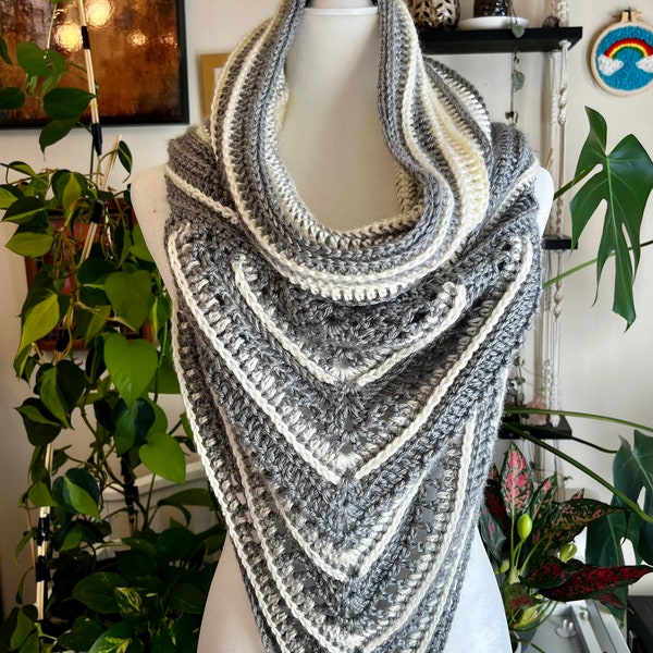 Wild oleander hooded scarf , grey and white striped , size adult