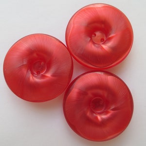 1950s Vintage Big &#39;Striated Flower&#39; Luminous Red Coat Jacket Dress Buttons-35mm