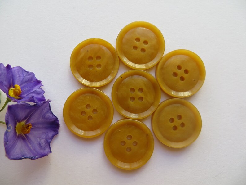 50s Vintage Unisex 4-Hole Rimmed Caramel Yellow Blouse Dress Craft Buttons-18mm image 10