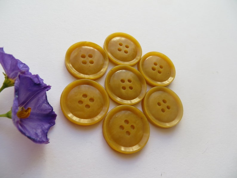 50s Vintage Unisex 4-Hole Rimmed Caramel Yellow Blouse Dress Craft Buttons-18mm image 3