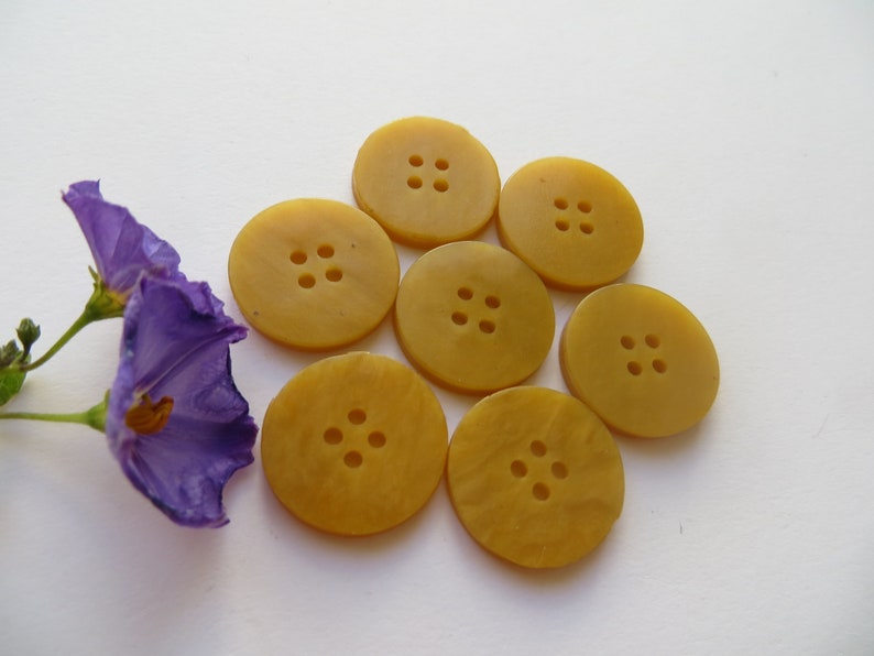 50s Vintage Unisex 4-Hole Rimmed Caramel Yellow Blouse Dress Craft Buttons-18mm image 2