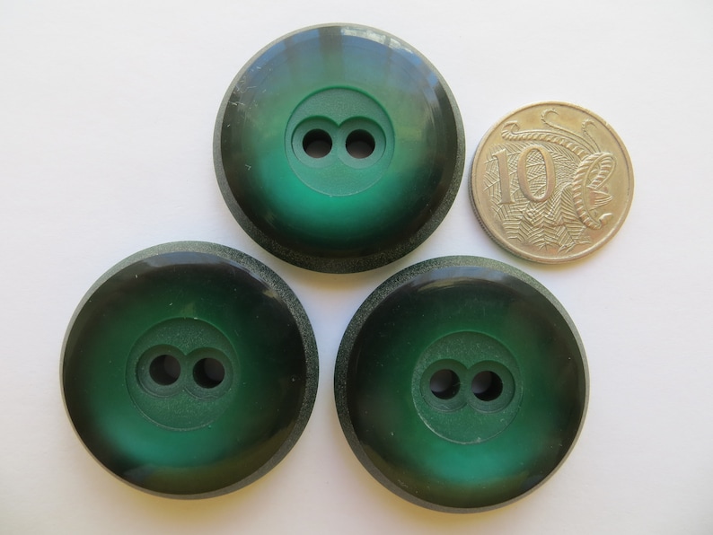 1950s Vintage Big /'Owl Eyes/' Mottled Dark Green Coat Jacket Cape Dress Buttons-35mm