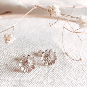 Sterling Silver Daisy Stud Earrings | Gifts For Her | Botanical Jewellery | Flower Earrings | Stud Earrings | Daisy Jewellery | Boho Style