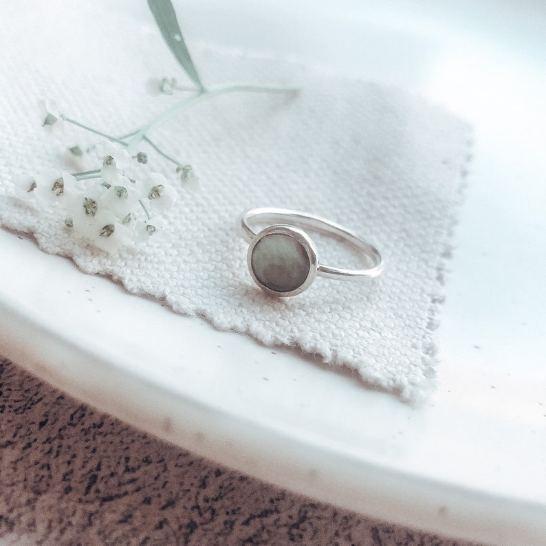 Sterling Silver Black Lip Mother of Pearl Ring Semi Precious Bridesmaid Mother of Pearl Gifts For Her Ocean Inspired Nature image 4