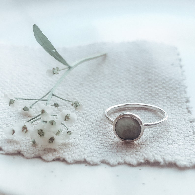 Sterling Silver Black Lip Mother of Pearl Ring Semi Precious Bridesmaid Mother of Pearl Gifts For Her Ocean Inspired Nature image 1