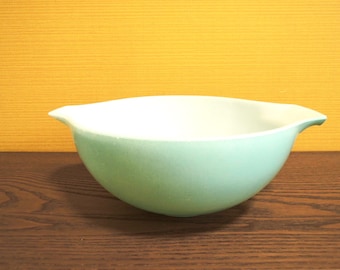 Bol à mélanger vintage Cendrillon bleu pastel en pyrex JAJ / 22 cm de diamètre