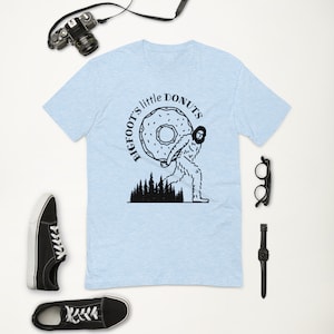 Big Foots Little Donuts Shirt – Bigfoot T Shirt – Sasquatch Shirt – Yeti Shirt – Bigfoot Circle Logo Tee – Unisex Graphic Tee – Bigfoot Gift