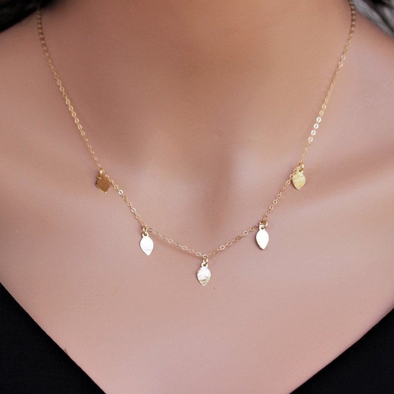 (Flat Leafy Flower) Anais Collar Necklace