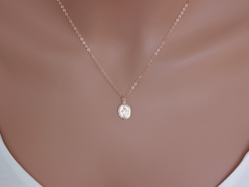14k guldfyllt Jungfru Maria-halsband: Mirakulös medaljhänge bild 4
