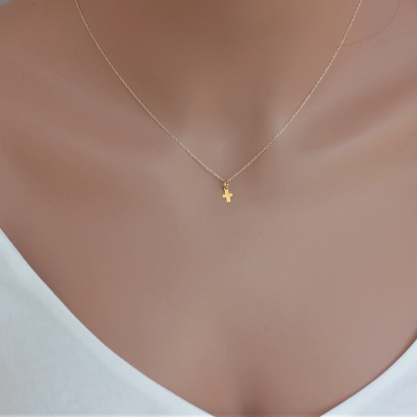 Super Tiny Gold Cross Necklace - 14k solid Gold Cross Necklac - Gold Tiny Cross Necklace - Cross Necklace women - Gold Cross Pendent jewelry