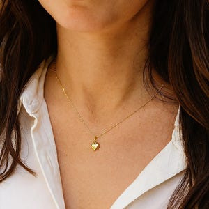14k Puffed Heart Minimalist Necklace, Elegant 14k Solid Gold Puff Heart Necklace, Timeless Love Charm Minimalist Necklace, Layering Necklace