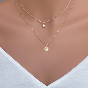 Gold Filled Layered Halsketten-Set: Kreuz & Virgen de Guadalupe