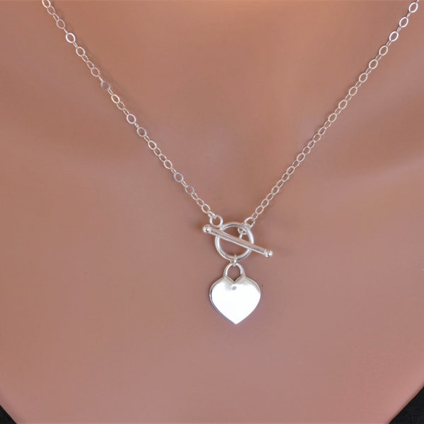 Toggle Clasp Heart Charm Necklace in Sterling Silver - Personalized Initials with Engraved - Gift for mom - Gift for wife - Toggle Clasp