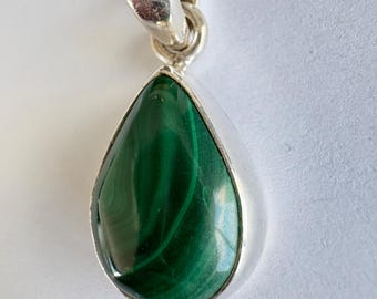 Malachite sterling silver pendant