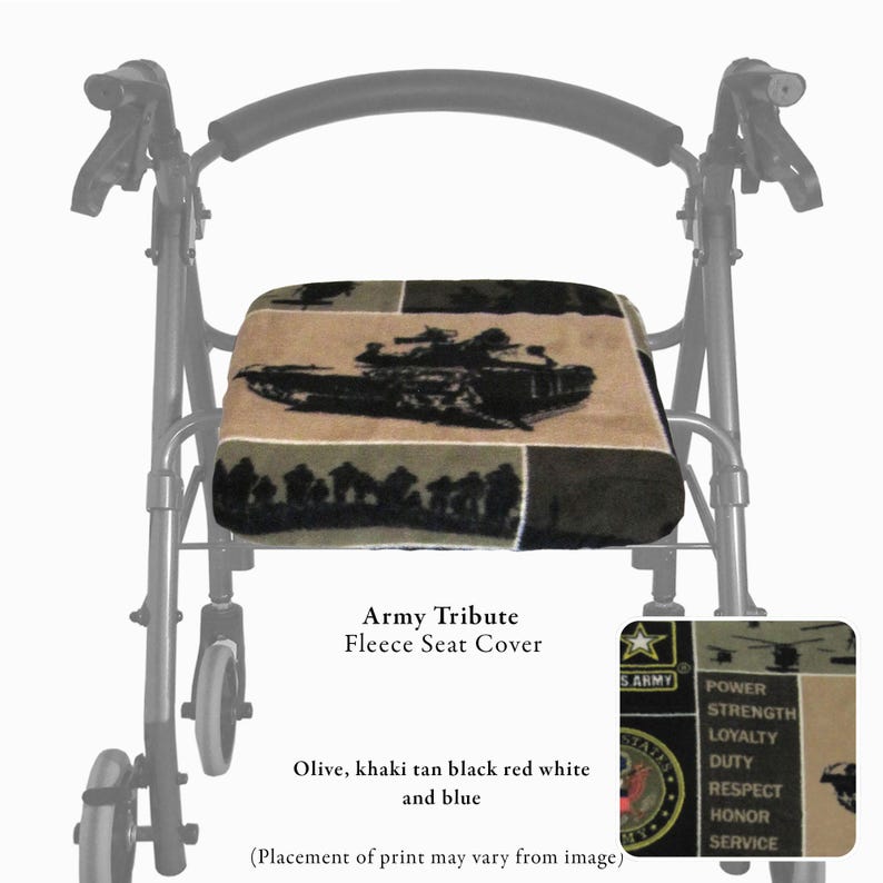 Puede incluir: Una funda de asiento rectangular de forro polar para andador con un estampado de tem&aacute;tica militar en oliva, caqui bronceado, negro, rojo, blanco y azul. El patr&oacute;n incluye tanques, helic&oacute;pteros y el texto Power, Strength, Loyalty, Duty, Respect, Honor, Service.