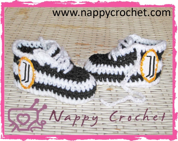SCARPINE SPORTIVE DA CALCIO NAPOLI BIMBA NEONATO UNCINETTO BABY BOOTIES CROCHET
