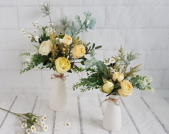 Yellow flowers in vase Artificial flower arrangement White ceramic vase Daisy Roses & Greenery Pretty Faux Floral Country cottage bouquet