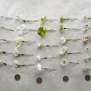 White flower hair pins / wire Pretty Floral wedding accessories Artificial single stem Bridesmaid Bride Mother Prom Party Small Tiny Little