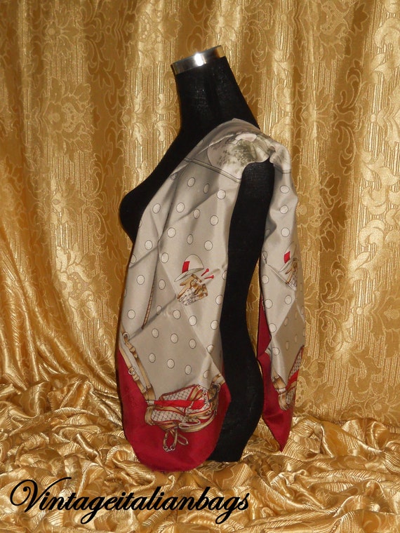 Genuine vintage Gucci scarf - all silk