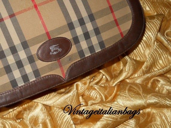 Genuine Vintage Burberrys Bag Fabric and Genuine Leather -  Israel