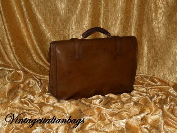 Genuine vintage Gucci briefcase - genuine leather - image 2