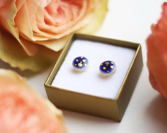 Night sky jewelry Ceramic stud earring Navy blue and gold stud earrings Gold and navy stud earrings Porcelain earrings Gold stars stud MIOO