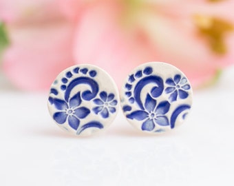 Blue flower earrings Big stud earrings Ceramic earrings Flower stud earrings Delft jewelry Blue and white porcelain Sterling silver 14mm