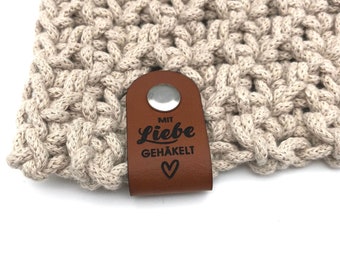 Set of 10 Labels "Mit Liebe gehäkelt" incl. Screws - Label - Clothing Tags, Faux Leather Labels  - CS0002