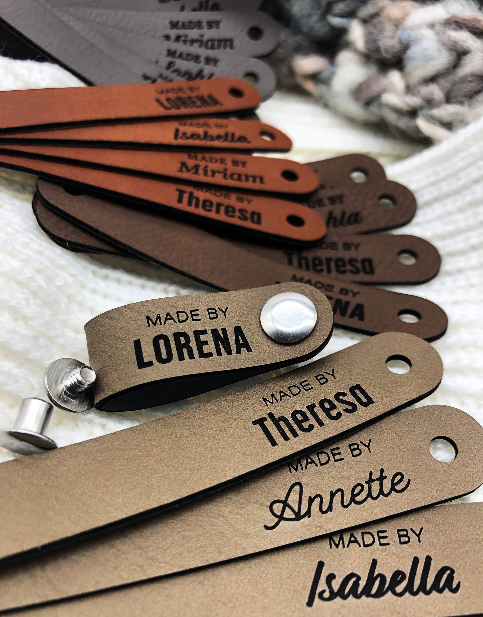 Personalisierte Label mit Chicago Screws / Kunstleder-Label mit ...