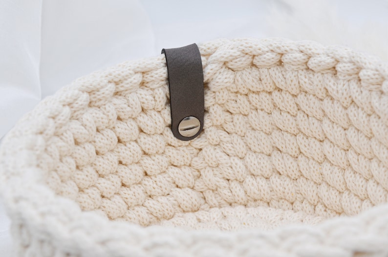 Set of 10 Labels "Handmade" incl. Screws - Label - Tags Crochet Basket, Faux Leather Labels