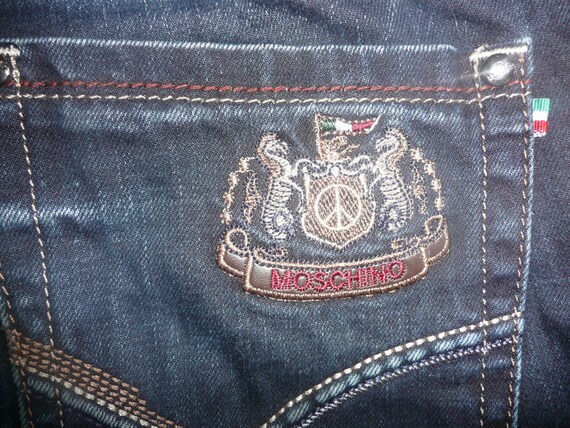 love moschino jeans