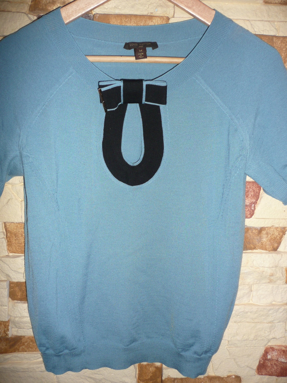 Louis Vuitton, Louis Vuitton womens pullover sweater top sz Medium made in Italy