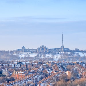 Alexandra Palace in the Snow II: Impresión fotográfica de tamaño A para pared para el hogar o la oficina.