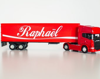 LKW, personalisierter lkw, lkw geschenk, geschenk für kinder personalisiert, geschenk für kindergartenkinder, geschenk personalisiert kind