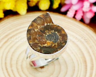 Anello in argento con conchiglia di ammonite, anello in argento sterling 925 con conchiglia di ammonite, gioielli in argento fatti a mano con conchiglia di ammonite, gioielli con pietre preziose, anello boho