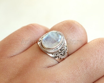 Rainbow Moonstone Silver Ring, Rainbow Moonstone 925 Sterling Silver Ring, Rainbow Moonstone Handmade Silver Jewelry, Gemstone Jewelry