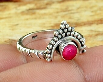 Indian Ruby Silver Ring, Indian Ruby 92.5 Sterling Silver Ring, Indian Ruby Handmade Jewelry, Boho Jewelry, Gemstone Jewelry, Gift for Her