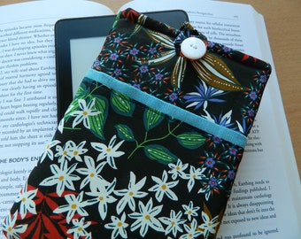 Pochette de protection Kindle ou liseuse avec ou sans poche, protège livre tissu fleuri boho, housse Kindle rembourrée, cadeau lecteur