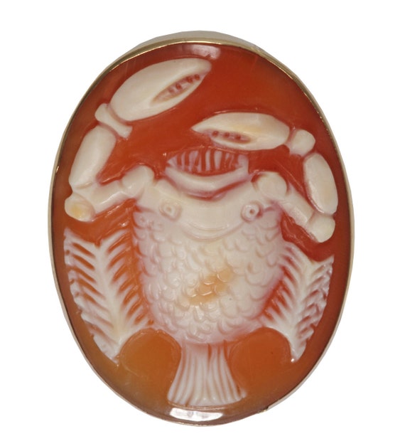 Cameo unusual crab-fish carved shell cameo pendan… - image 2