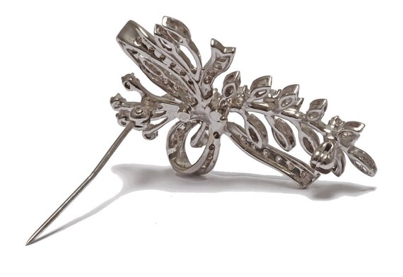 Brooch with brilliant diamonds set in 14 karat wh… - image 3