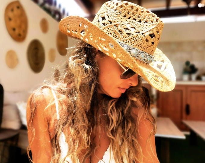 Straw summer hat for women – custom cowboy hat, handmade western look, festival-ready gift idea, bride hat gift for her