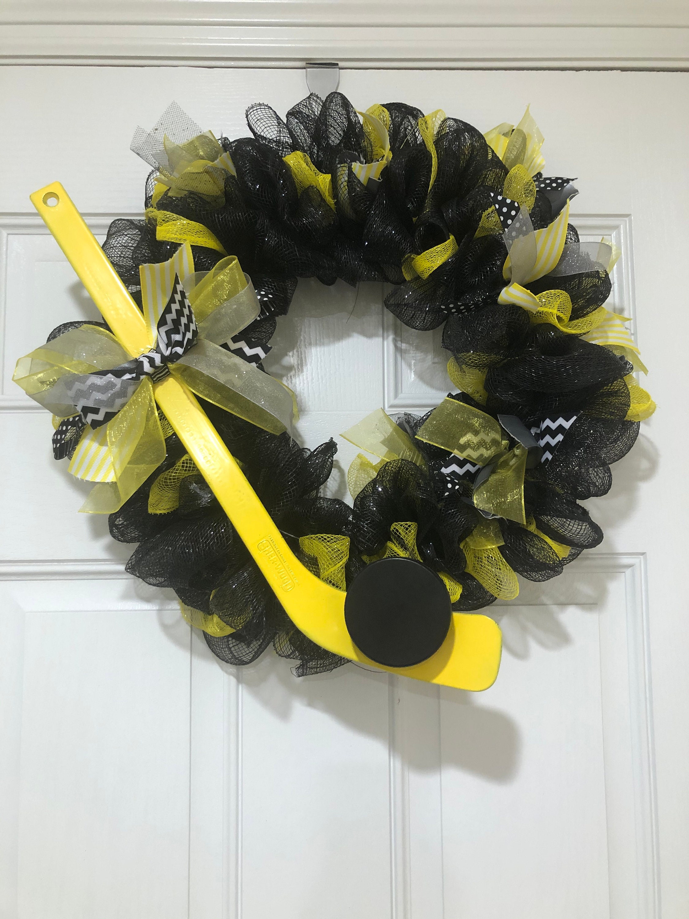 SAMPLE Hockey Team Wreath | Etsy