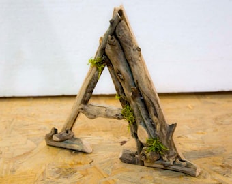 Driftwood Letters,Wooden Wall Letter, Beach Home Art, Family Name, Rustic Wall Letter