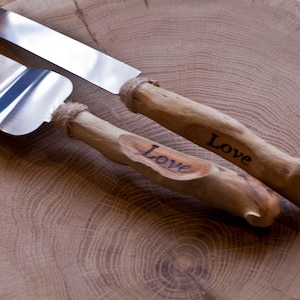 Cake knife set/Rustic cake server/ Wood Wedding knife/ Wedding cake set/ Rustic wedding Personalized server/  Driftwood wood/ Wedding gift