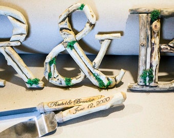 Cake knife set/Rustic cake server/ Wood Wedding knife/ Wedding cake set/ Rustic wedding Personalized server/  Driftwood wood/ Driftwood