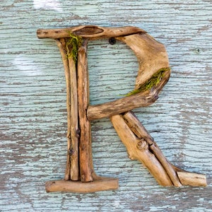R Letras de madera a la deriva, carta de pared de madera, ampersand rústico, arte del hogar, apellido, carta de pared rústica